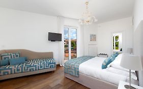 Sorrentovibes - Luxury Home Sea View & Jacuzzi In Sorrento Centre
